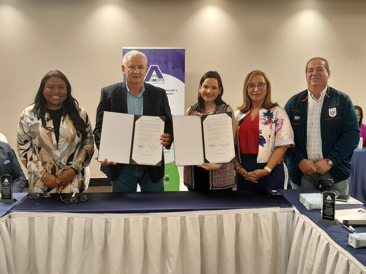 Ministerio de Desarrollo Social y AMUPA firman convenio de cooperación ...