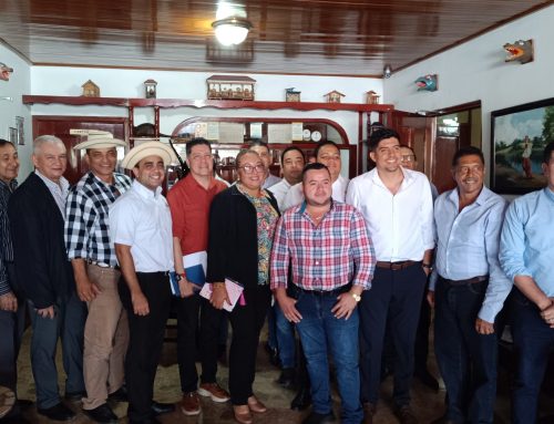 Reunión sobre disposición de los desechos en región de Azuero