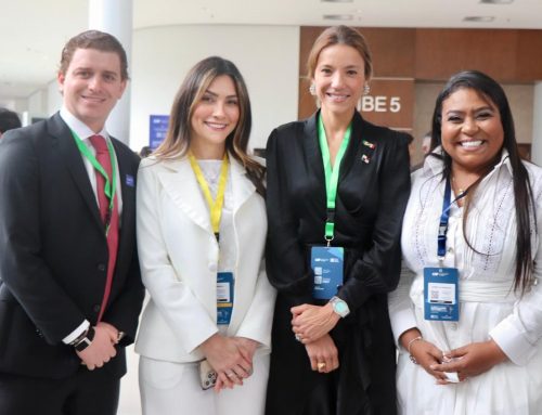 Gobiernos Locales participan en Foro Económico organizado por la CAF