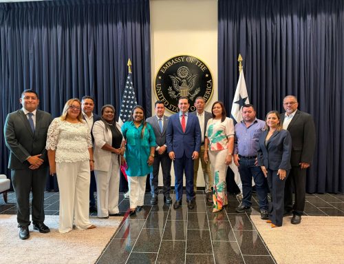 Gremios Municipales se reúnen con embajador de los Estados Unidos para desarrollar proyectos sociales en las comunidades