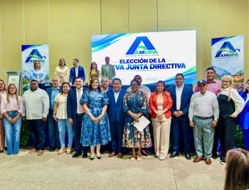 Alcaldesa de Darién Nadine González es reelecta al cargo de presidenta de Amupa